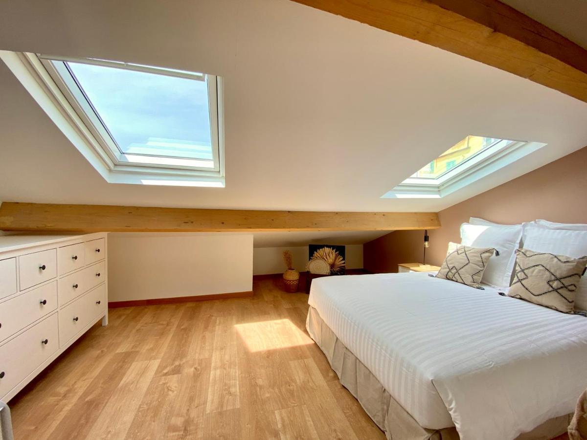 Appartement Montée fleurie à Menton Extérieur photo