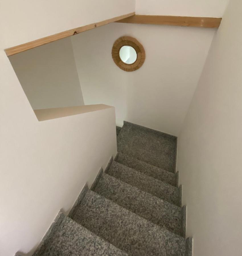 Appartement Montée fleurie à Menton Extérieur photo