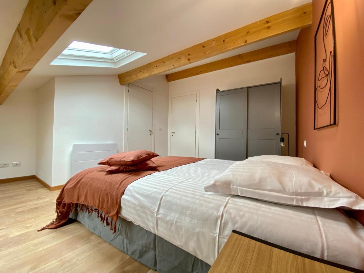 Appartement Montée fleurie à Menton Extérieur photo